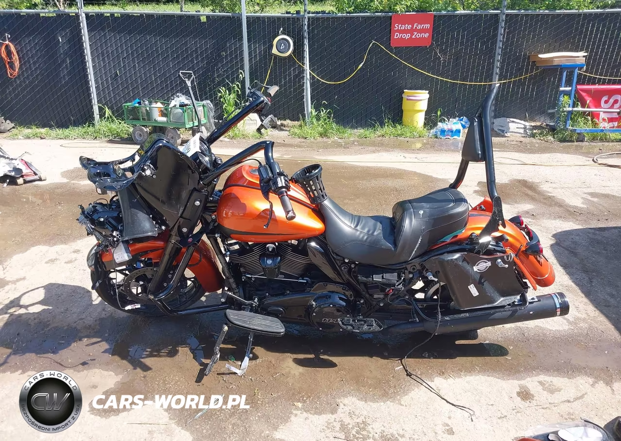 2020 Harley-Davidson Fltrxs VIN:1HD1KTP14LB615835 - 13