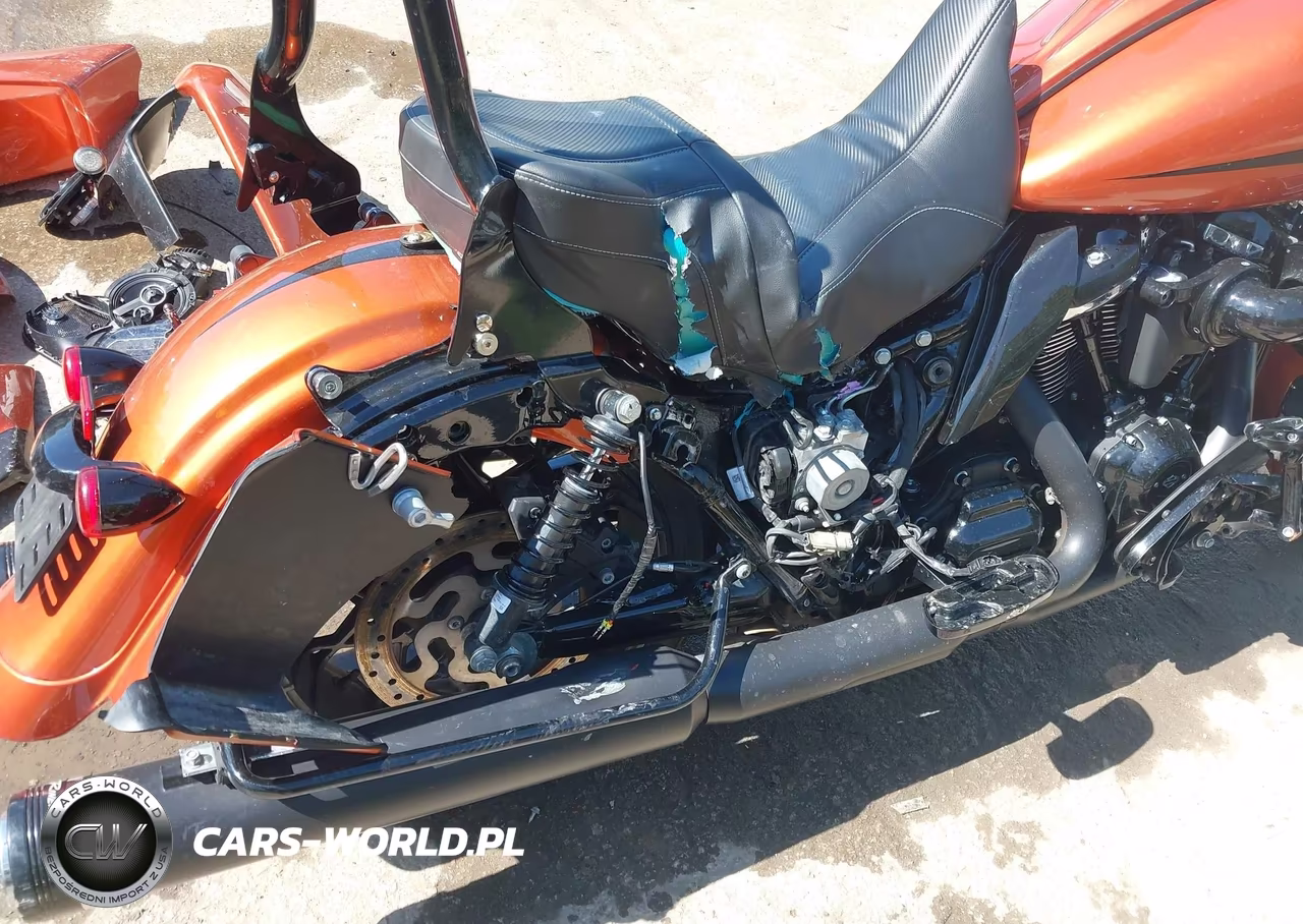 2020 Harley-Davidson Fltrxs VIN:1HD1KTP14LB615835 - 16