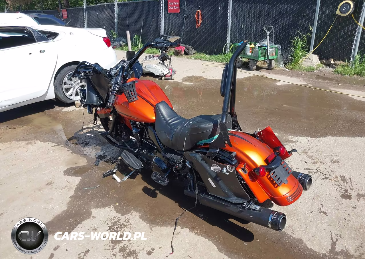 2020 Harley-Davidson Fltrxs VIN:1HD1KTP14LB615835 - 3