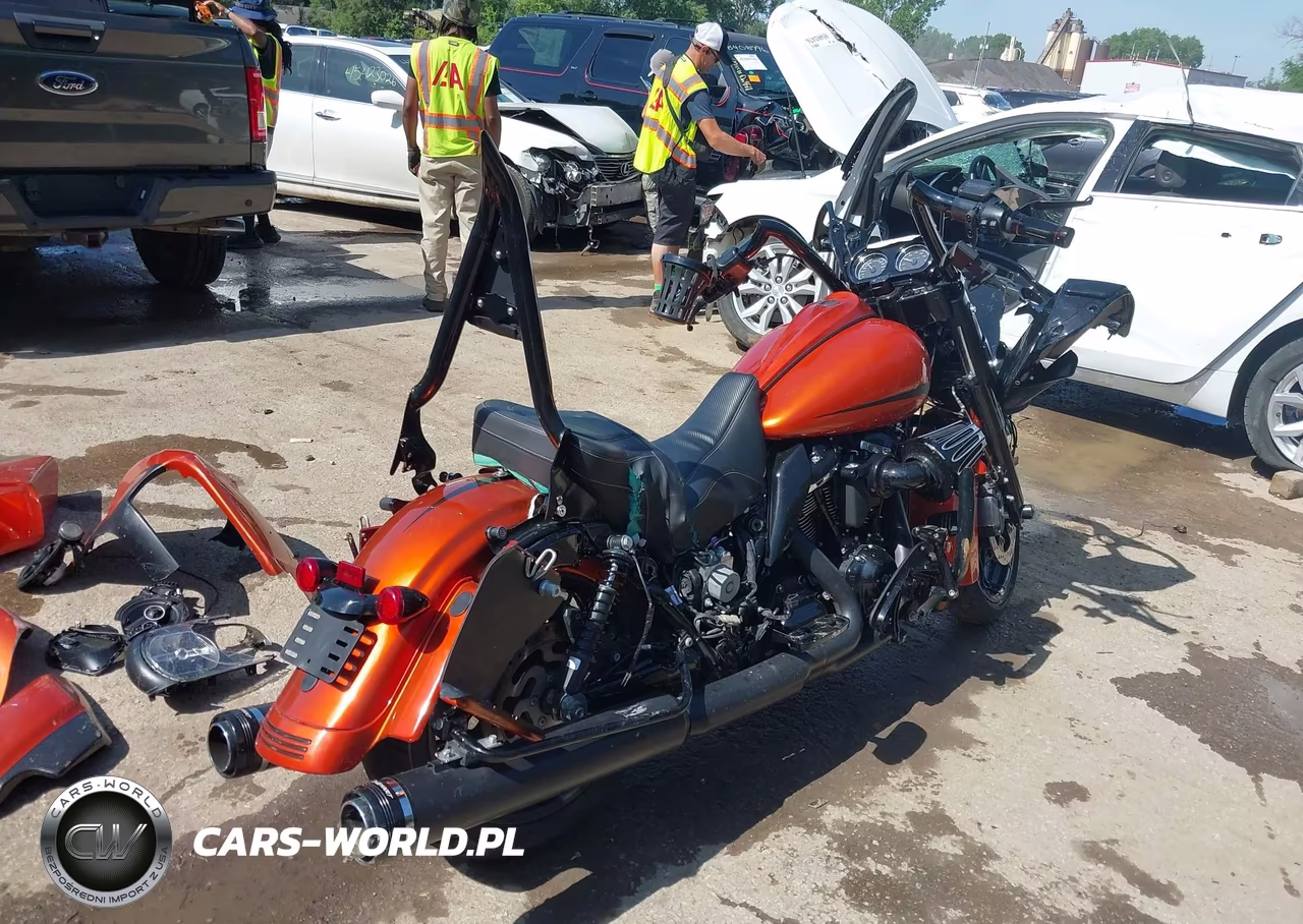 2020 Harley-Davidson Fltrxs VIN:1HD1KTP14LB615835 - 4