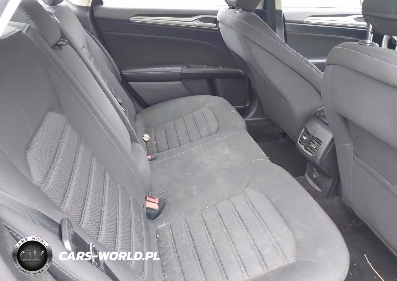 2020 Ford Fusion Se VIN:3FA6P0HD9LR105126 - 8