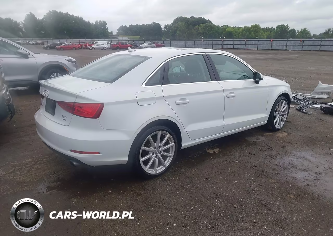 2015 Audi A3 2.0T Premium VIN:WAUBFGFF1F1043029 - 4
