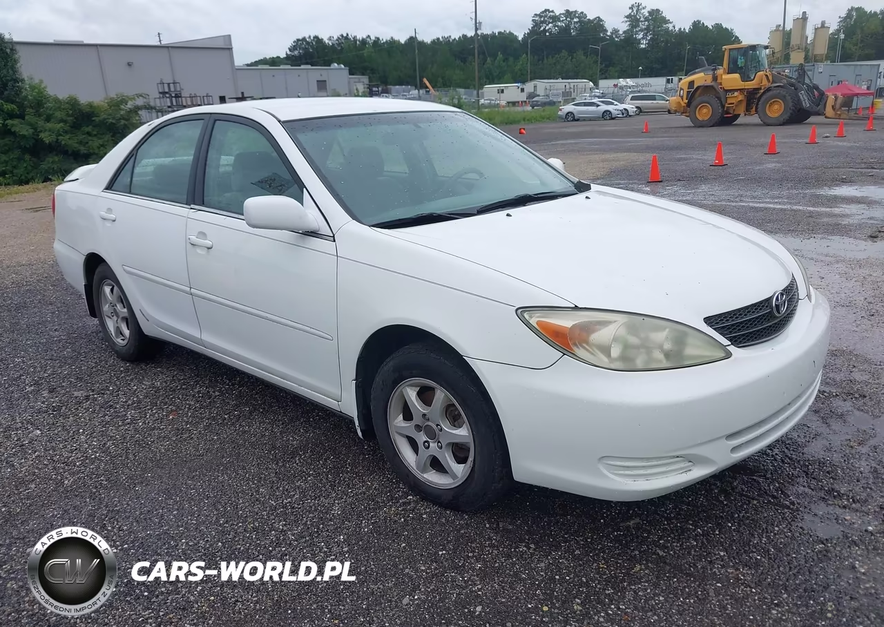 2004 Toyota Camry Le