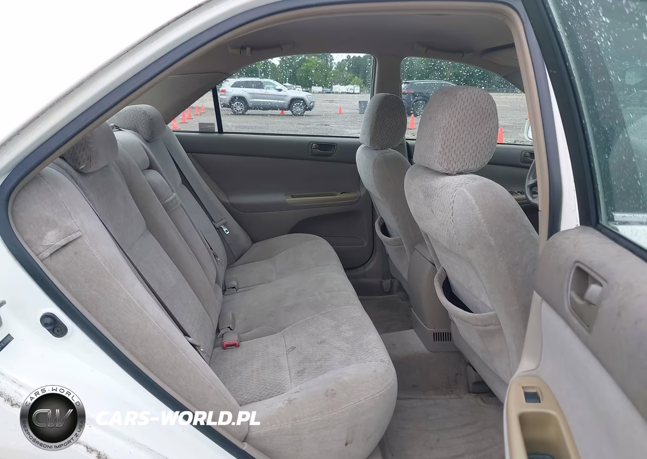 2004 Toyota Camry Le VIN:4T1BE32K74U336748 - 8