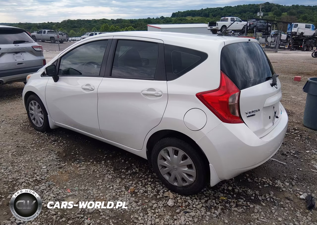 2015 Nissan Versa Note Sv VIN:3N1CE2CP5FL388988 - 3