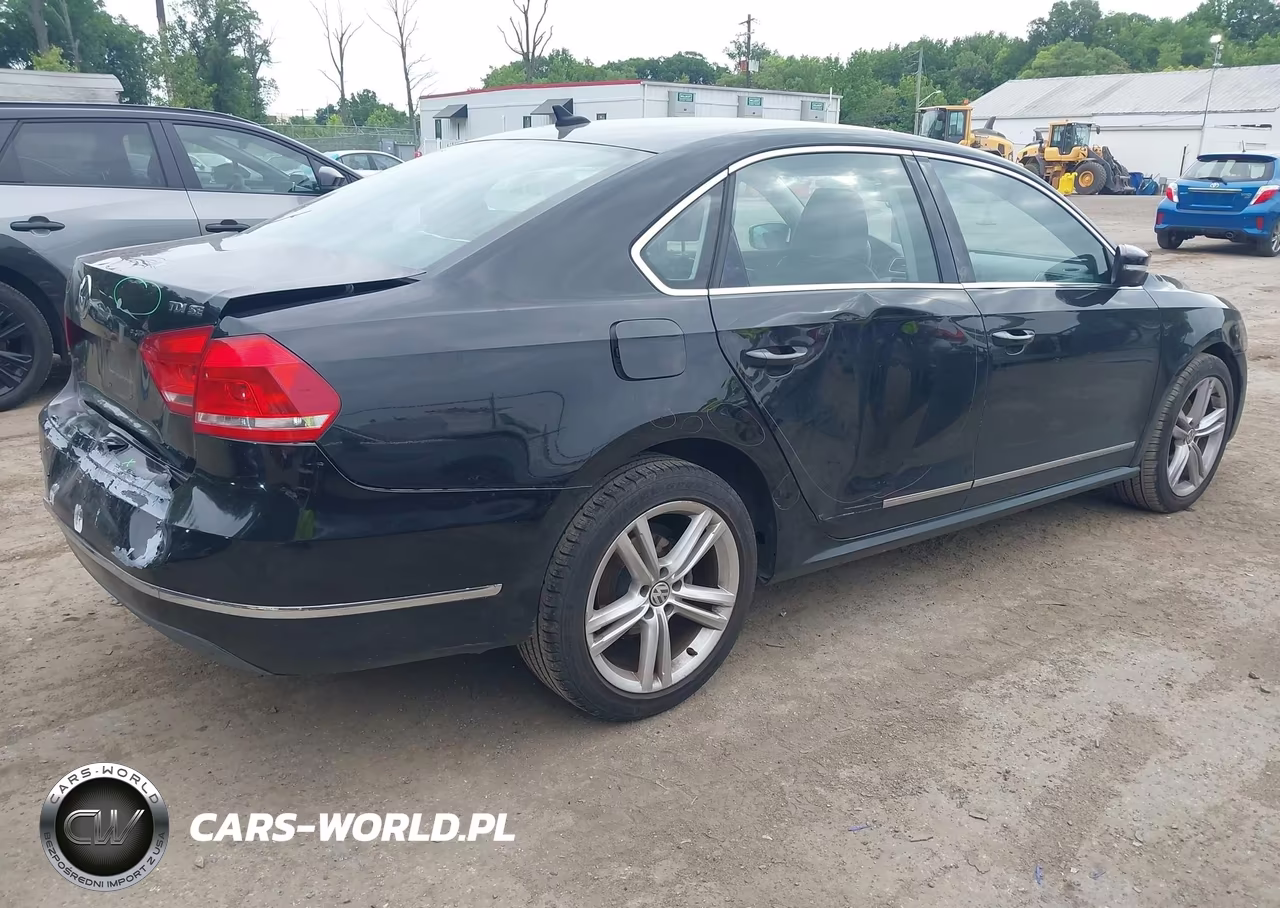 2013 Volkswagen Passat 2.0L Tdi Se VIN:1VWBN7A34DC079167 - 4