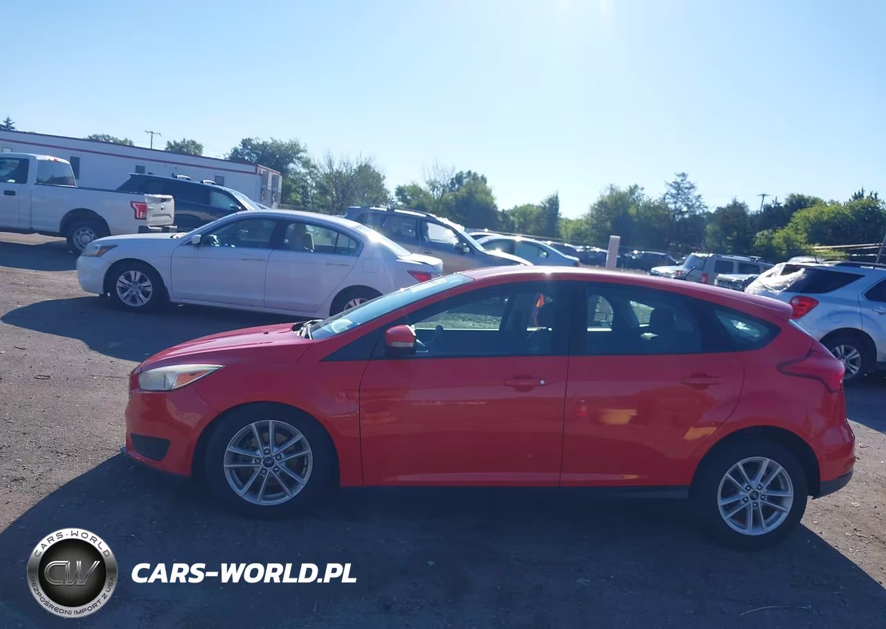 2017 Ford Focus Se VIN:1FADP3K26HL306004 - 15