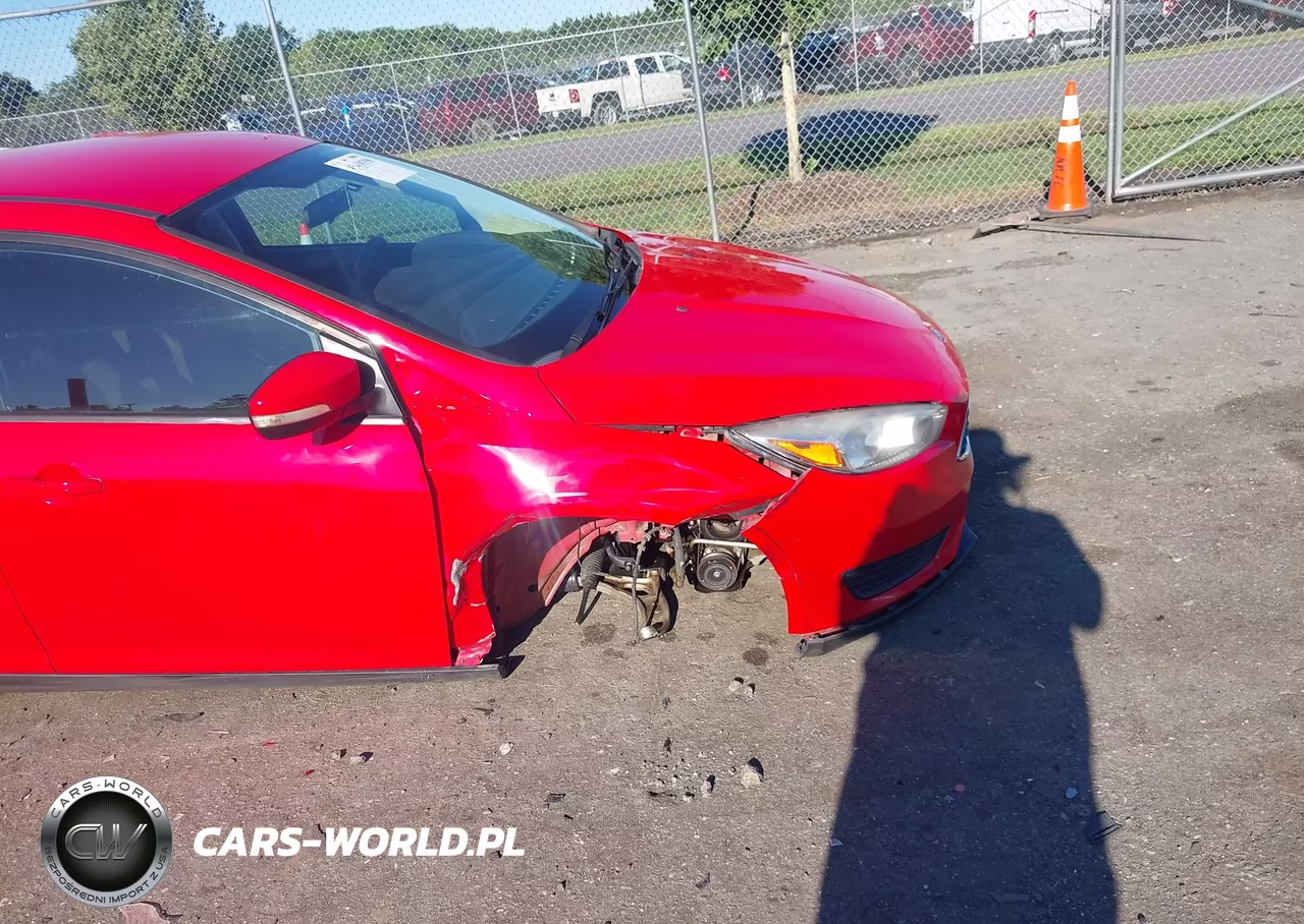 2017 Ford Focus Se VIN:1FADP3K26HL306004 - 6