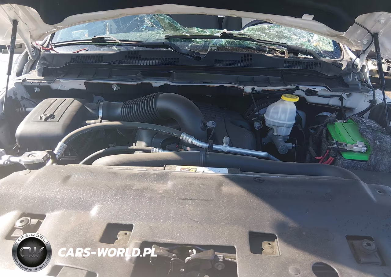 2019 Ram 1500 Classic Express 4X2 6'4 Box VIN:1C6RR6FT4KS730753 - 10