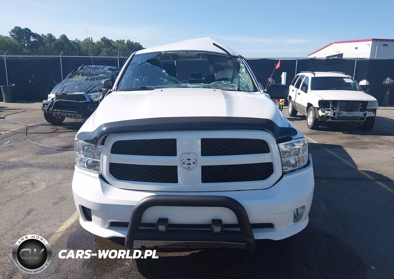 2019 Ram 1500 Classic Express 4X2 6'4 Box VIN:1C6RR6FT4KS730753 - 12