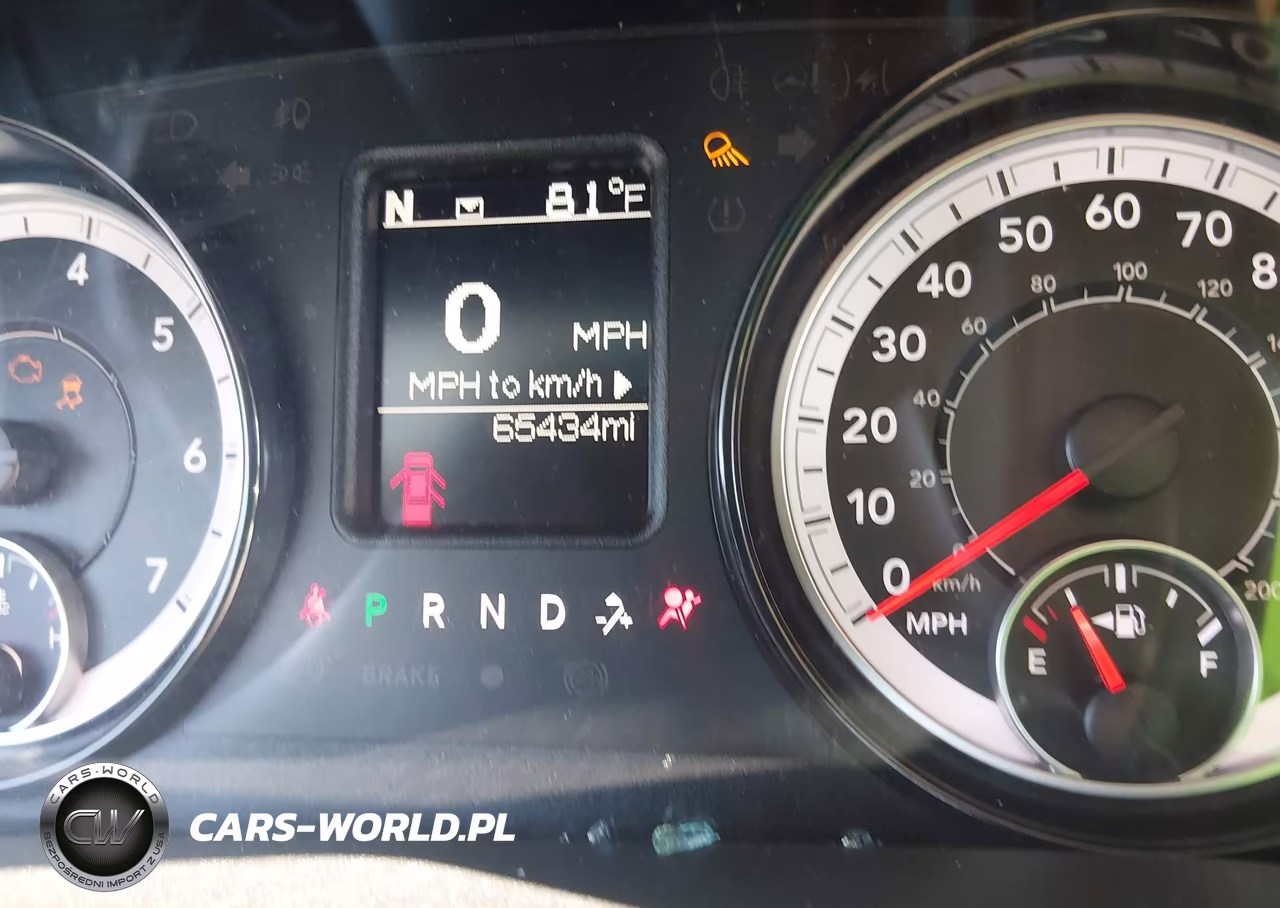 2019 Ram 1500 Classic Express 4X2 6'4 Box VIN:1C6RR6FT4KS730753 - 15