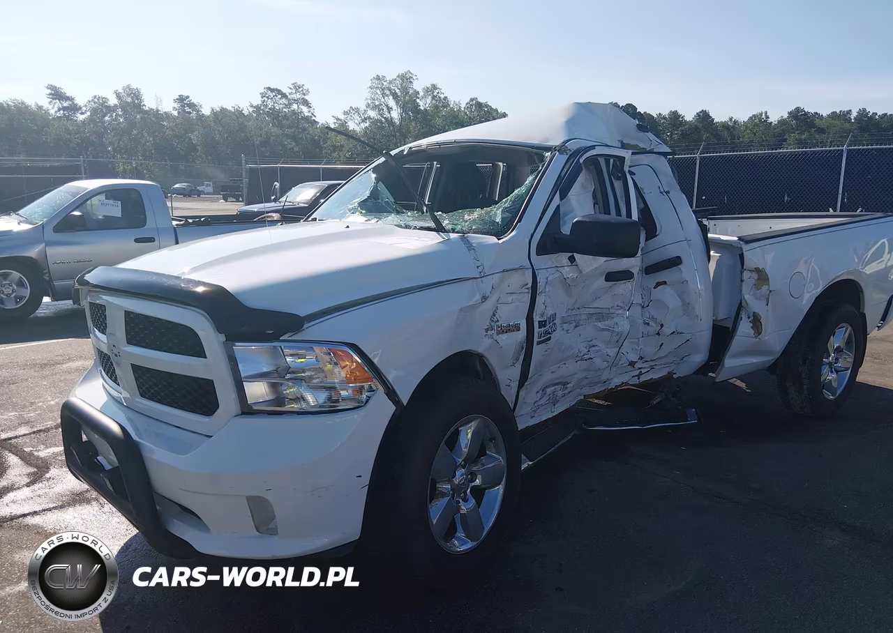 2019 Ram 1500 Classic Express 4X2 6'4 Box VIN:1C6RR6FT4KS730753 - 2