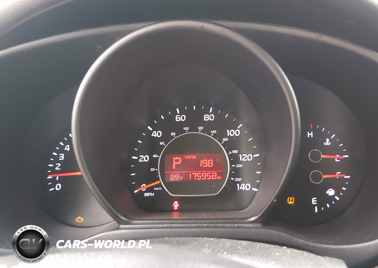 2014 Kia Soul VIN:KNDJN2A27E7018575 - 7