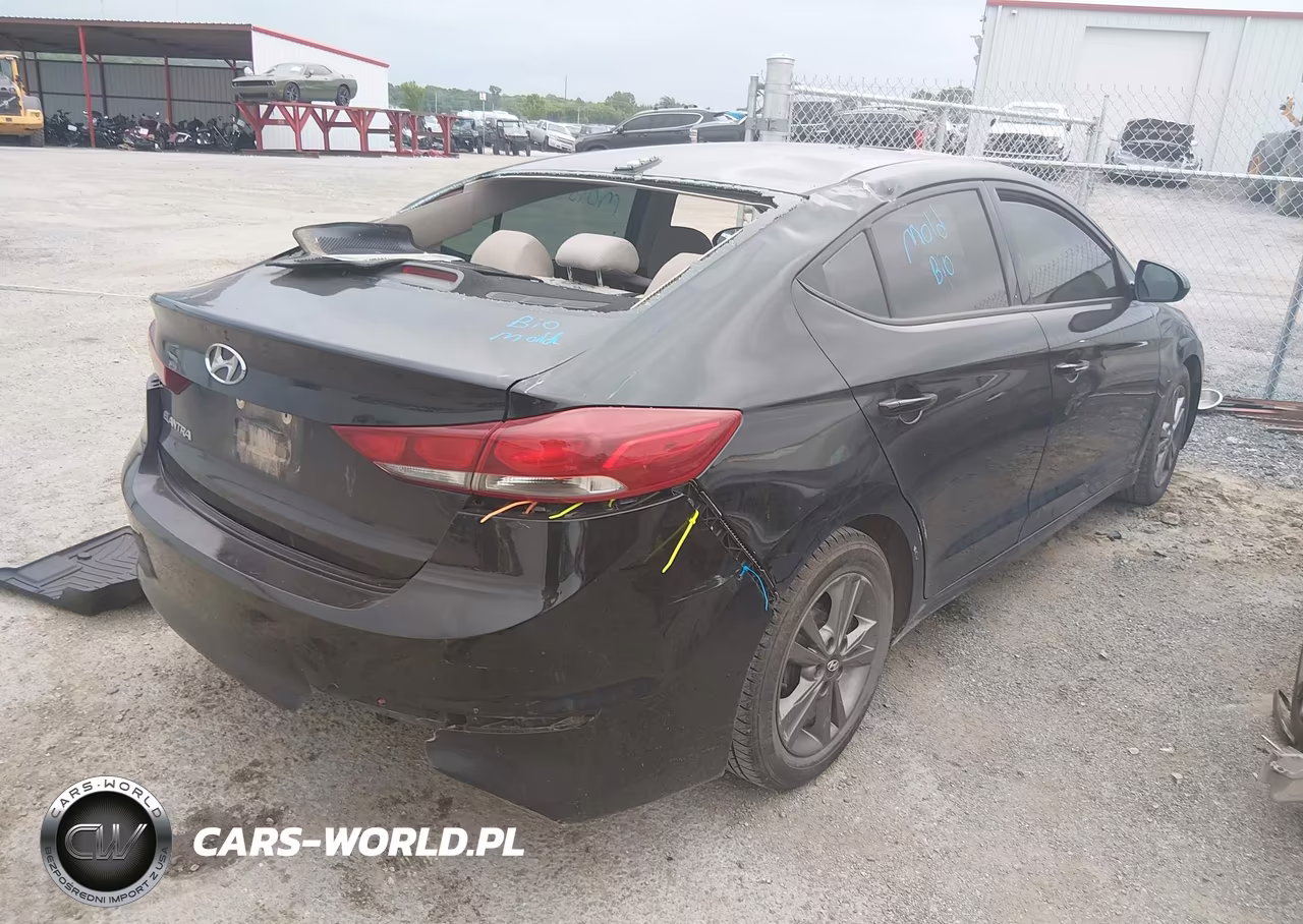 2017 Hyundai Elantra Value Edition VIN:5NPD84LFXHH170379 - 4