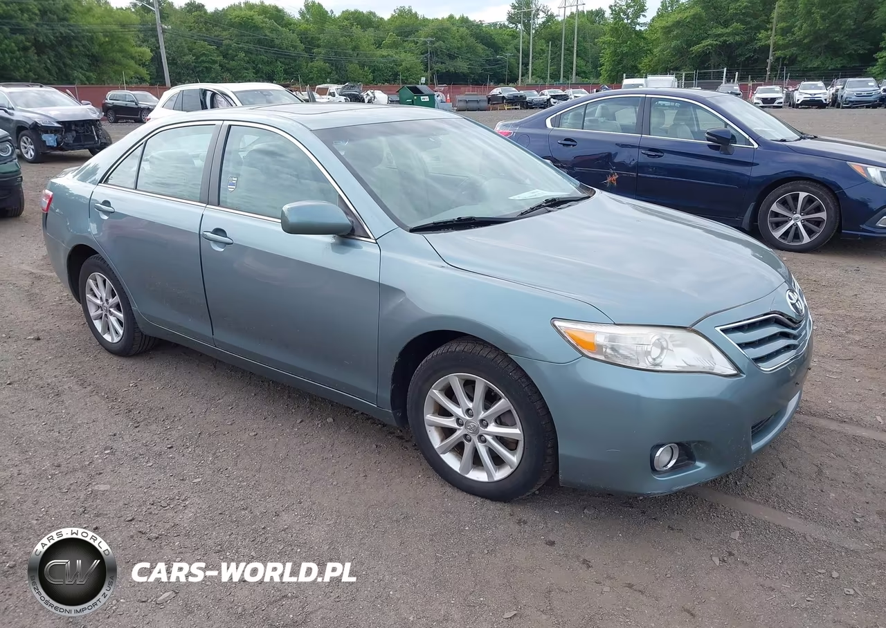 2011 Toyota Camry Xle – zdjęcie 1 z 17