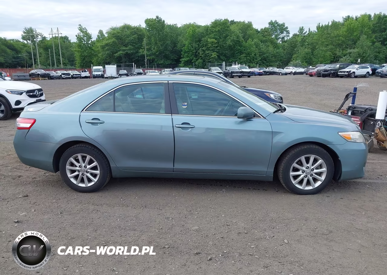 2011 Toyota Camry Xle VIN:4T1BF3EKXBU593067 - 13