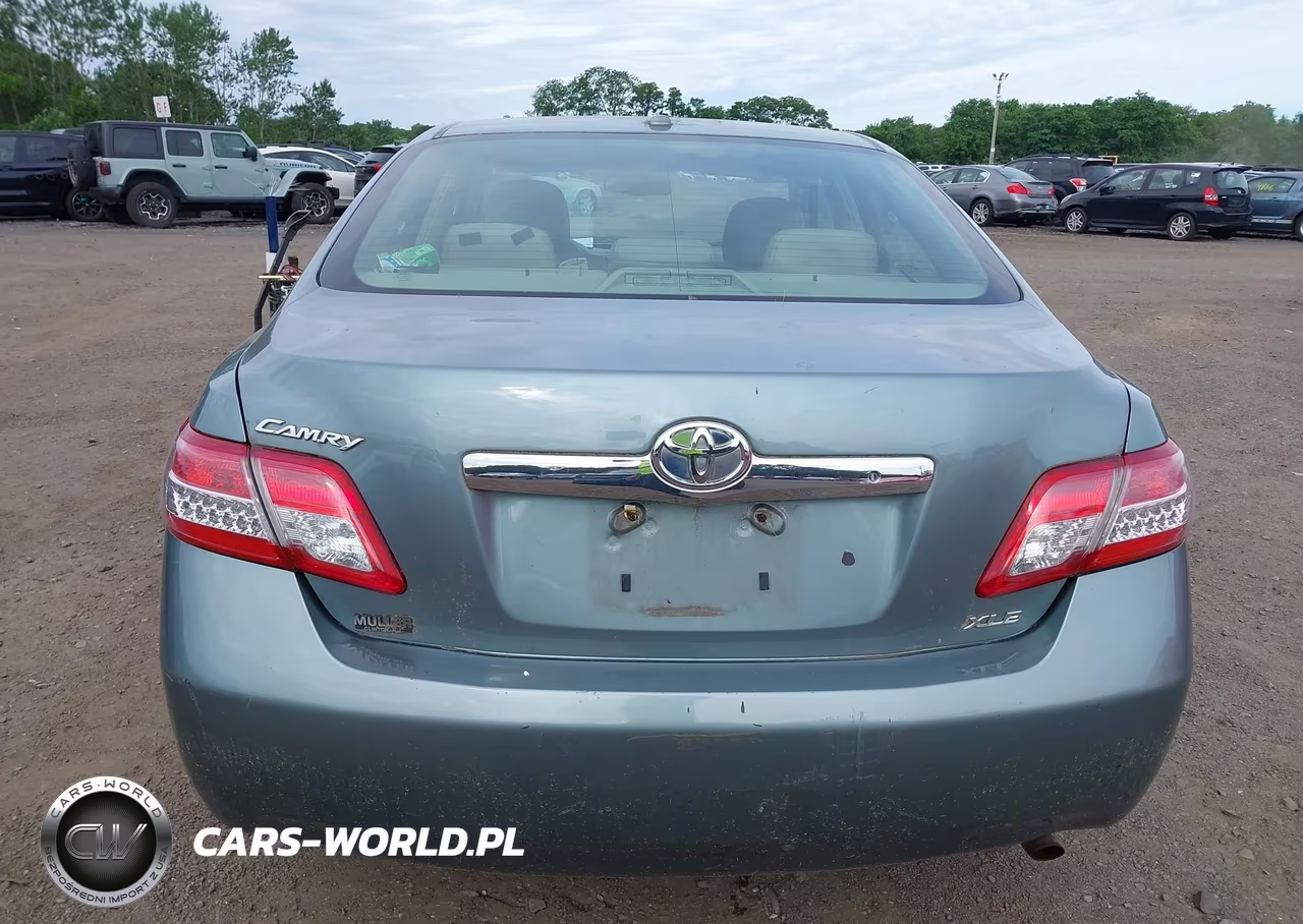 2011 Toyota Camry Xle VIN:4T1BF3EKXBU593067 - 16