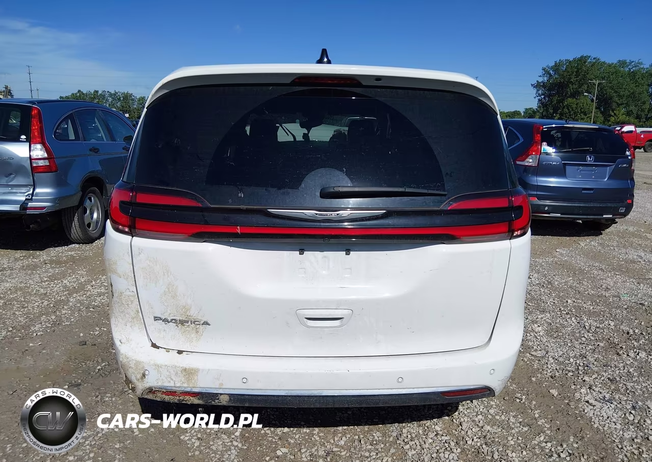 2025 Chrysler Pacifica Select VIN:2C4RC1BG2SR577071 - 16