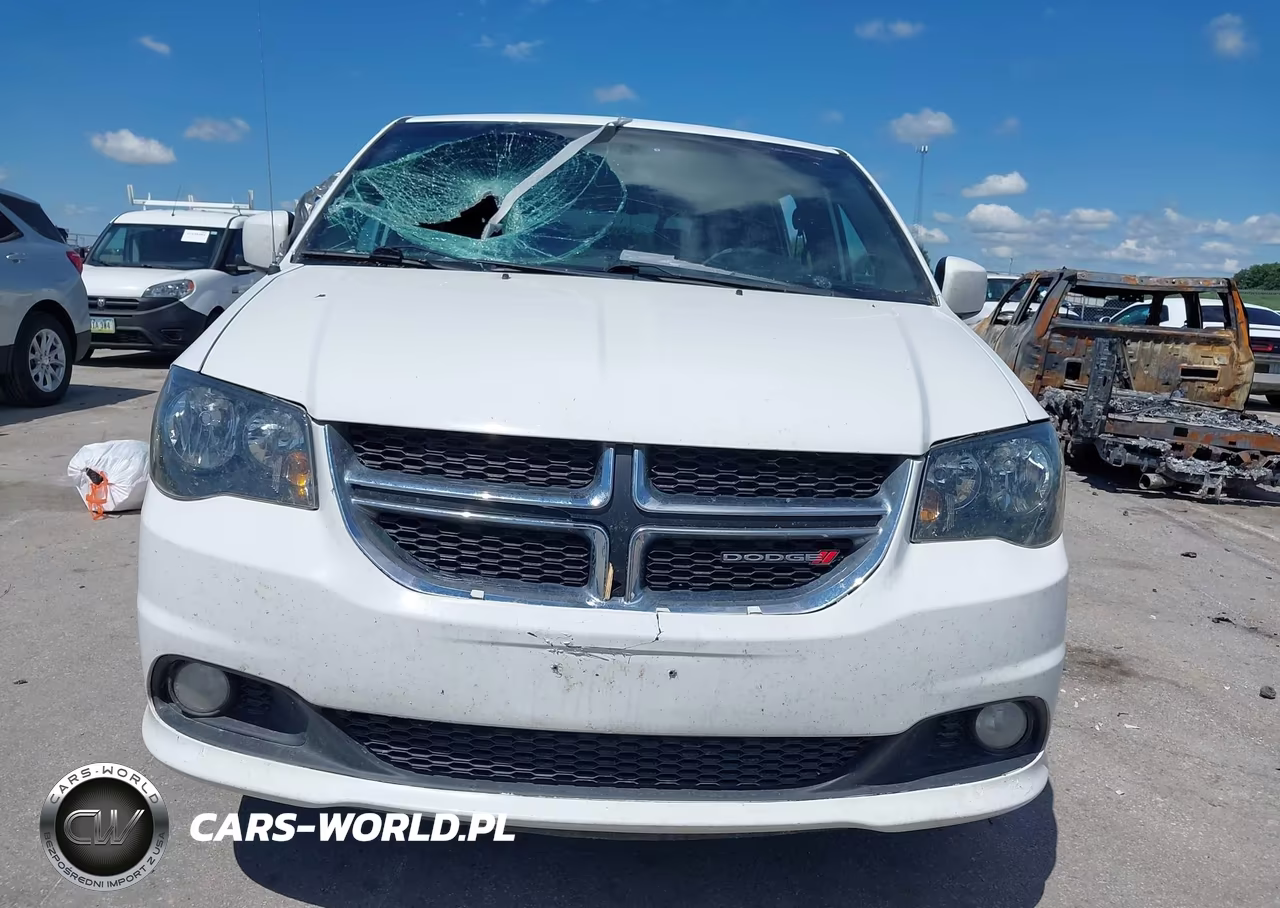 2016 Dodge Grand Caravan R-T VIN:2C4RDGEGXGR324275 - 11