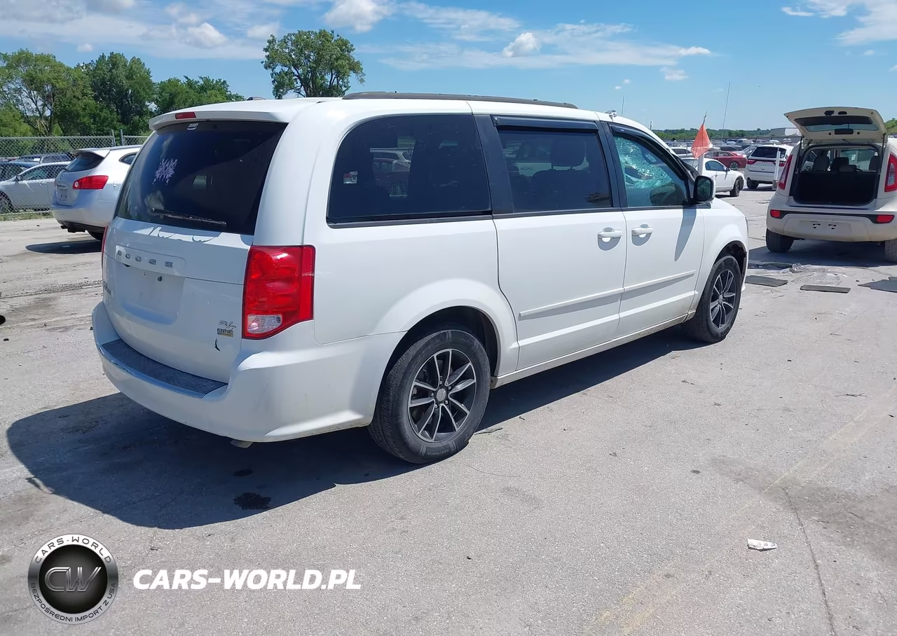 2016 Dodge Grand Caravan R-T VIN:2C4RDGEGXGR324275 - 4