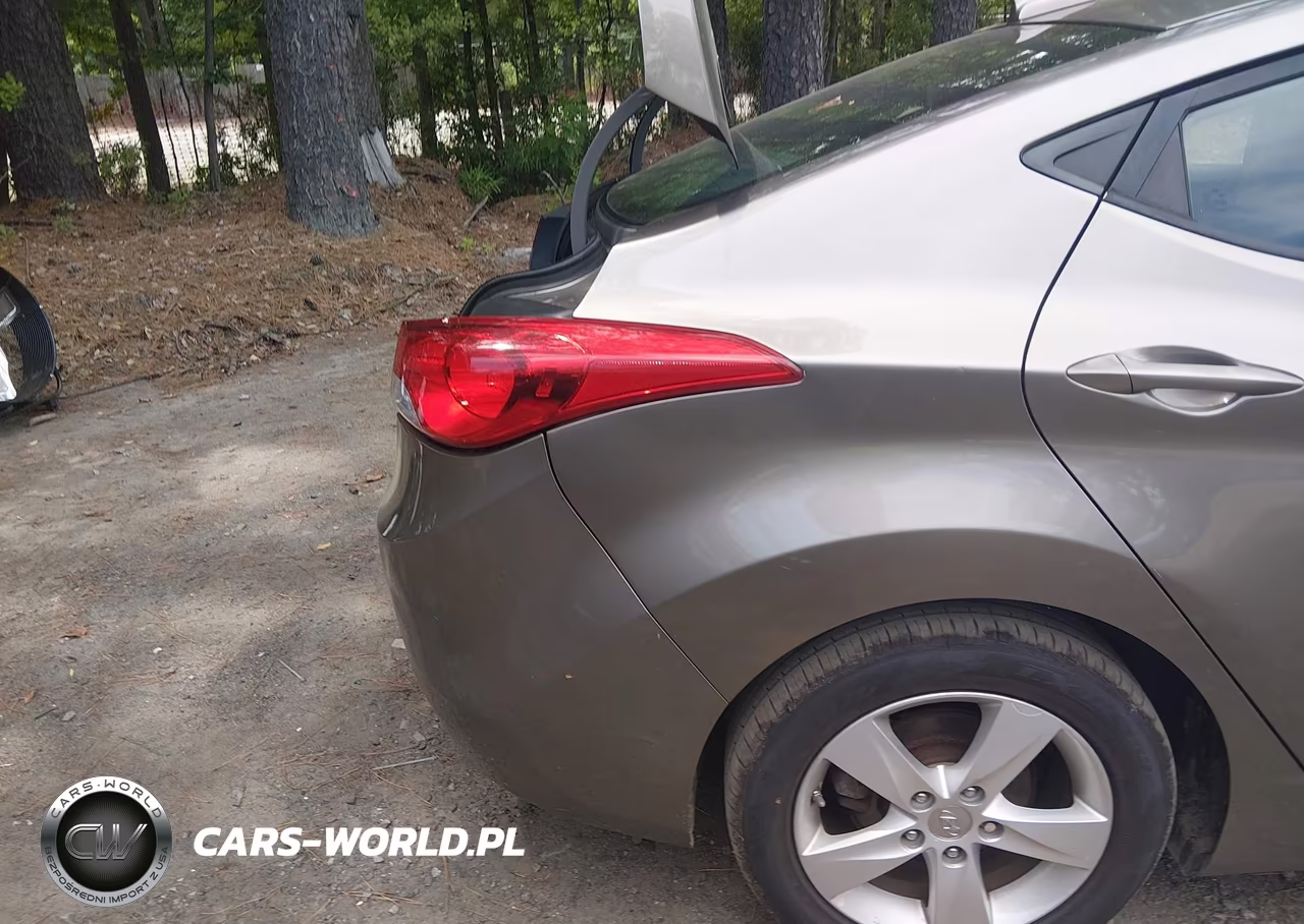 2013 Hyundai Elantra Gls VIN:5NPDH4AEXDH389363 - 6
