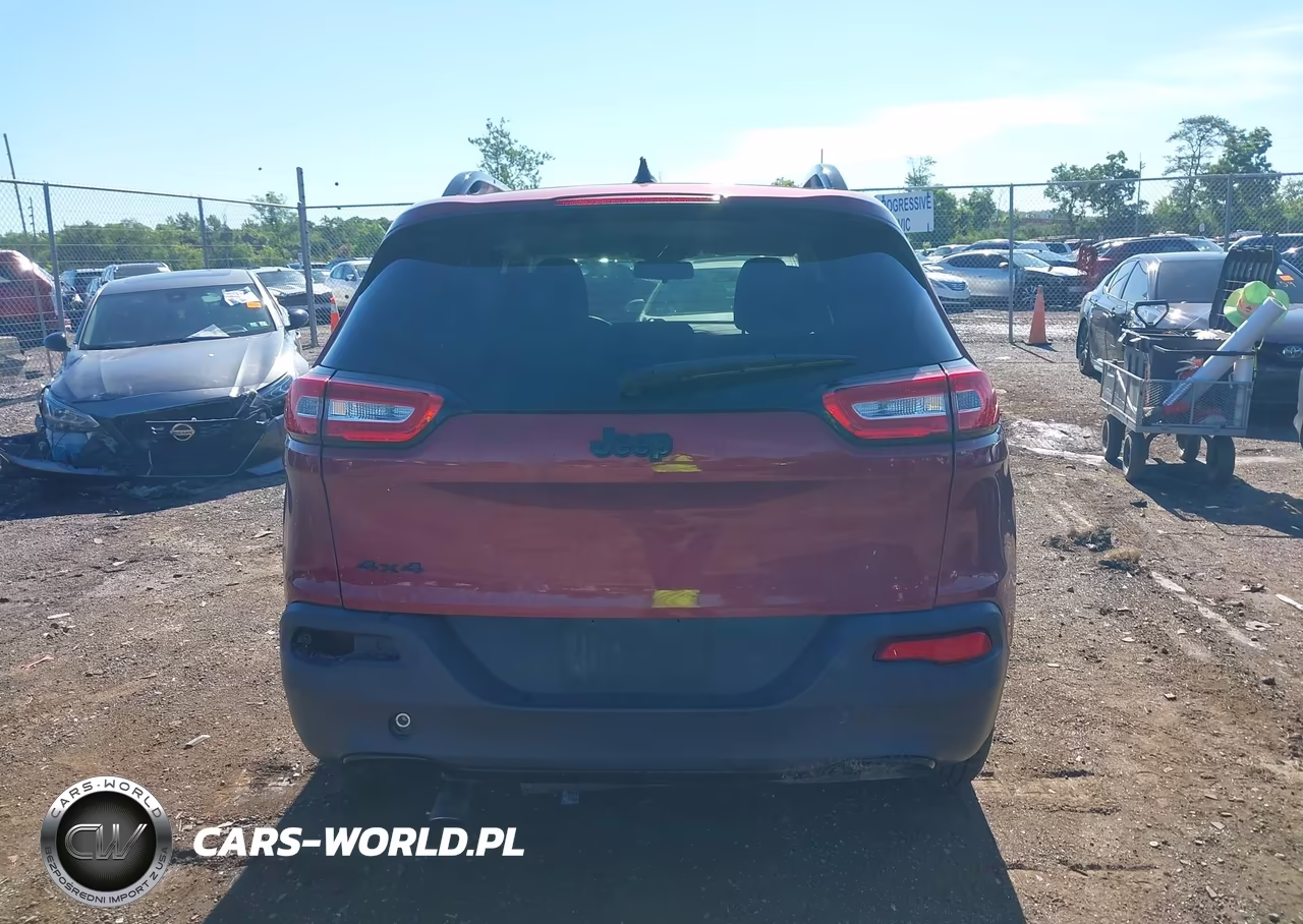 2017 Jeep Cherokee Altitude 4X4 VIN:1C4PJMAB1HW568530 - 17