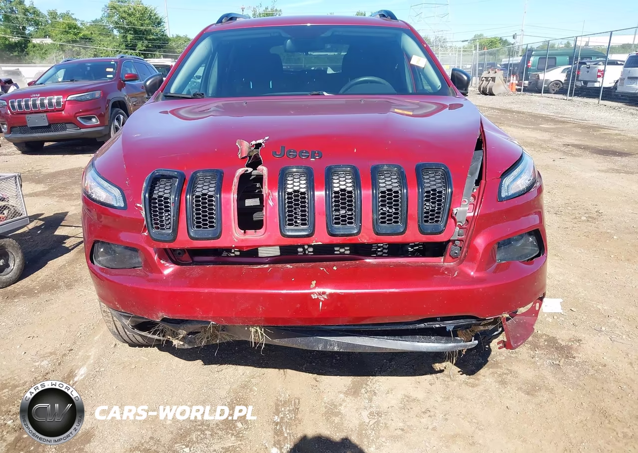 2017 Jeep Cherokee Altitude 4X4 VIN:1C4PJMAB1HW568530 - 6