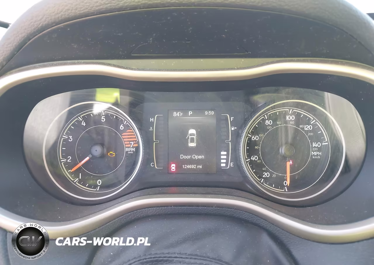 2017 Jeep Cherokee Altitude 4X4 VIN:1C4PJMAB1HW568530 - 7