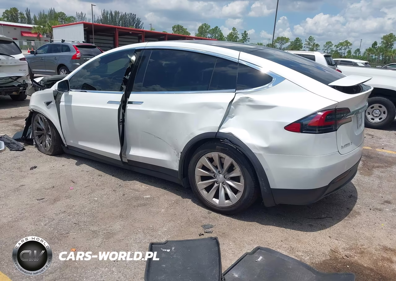 2017 Tesla Model X 100D-75D-90D VIN:5YJXCDE22HF065727 - 3