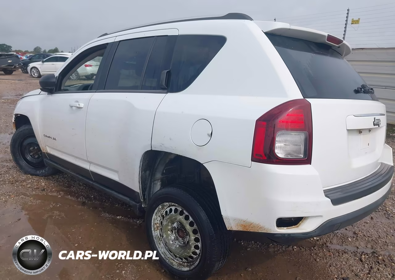 2014 Jeep Compass Sport VIN:1C4NJCBA3ED563277 - 3
