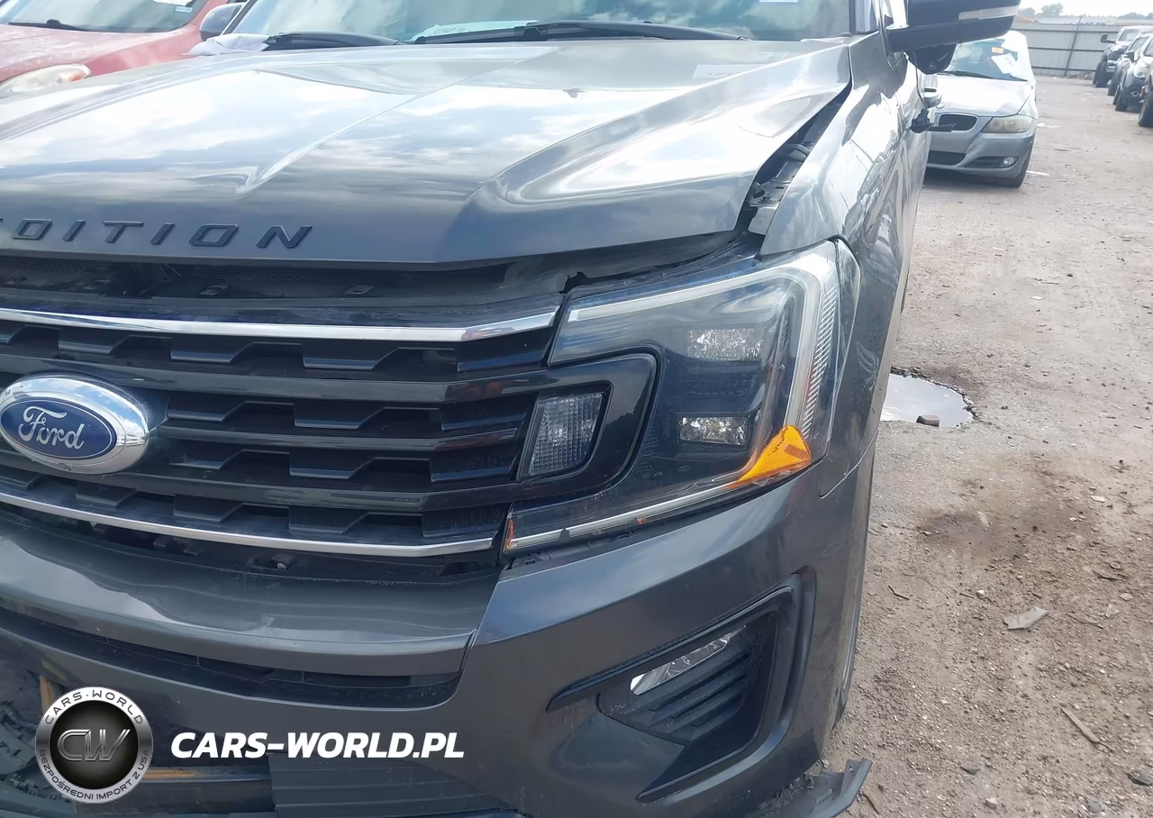2019 Ford Expedition Limited VIN:1FMJU1KT3KEA57347 - 17
