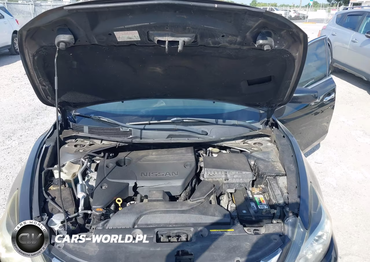 2018 Nissan Altima 2.5 Sr VIN:1N4AL3AP5JC475447 - 10