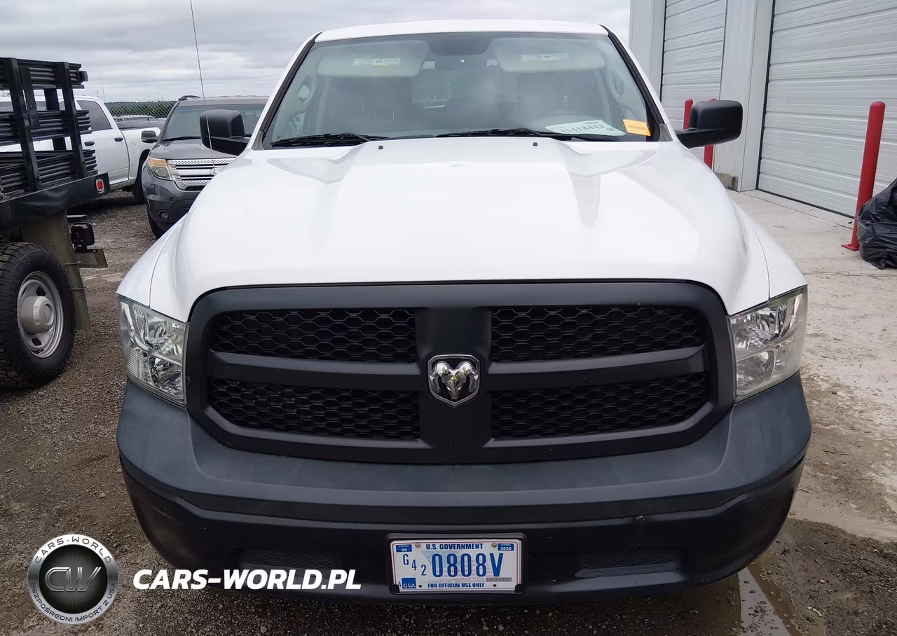 2018 Ram 1500 Tradesman 4X2 5'7 Box VIN:1C6RR6KG0JS298590 - 12