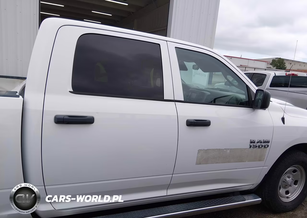 2018 Ram 1500 Tradesman 4X2 5'7 Box VIN:1C6RR6KG0JS298590 - 13