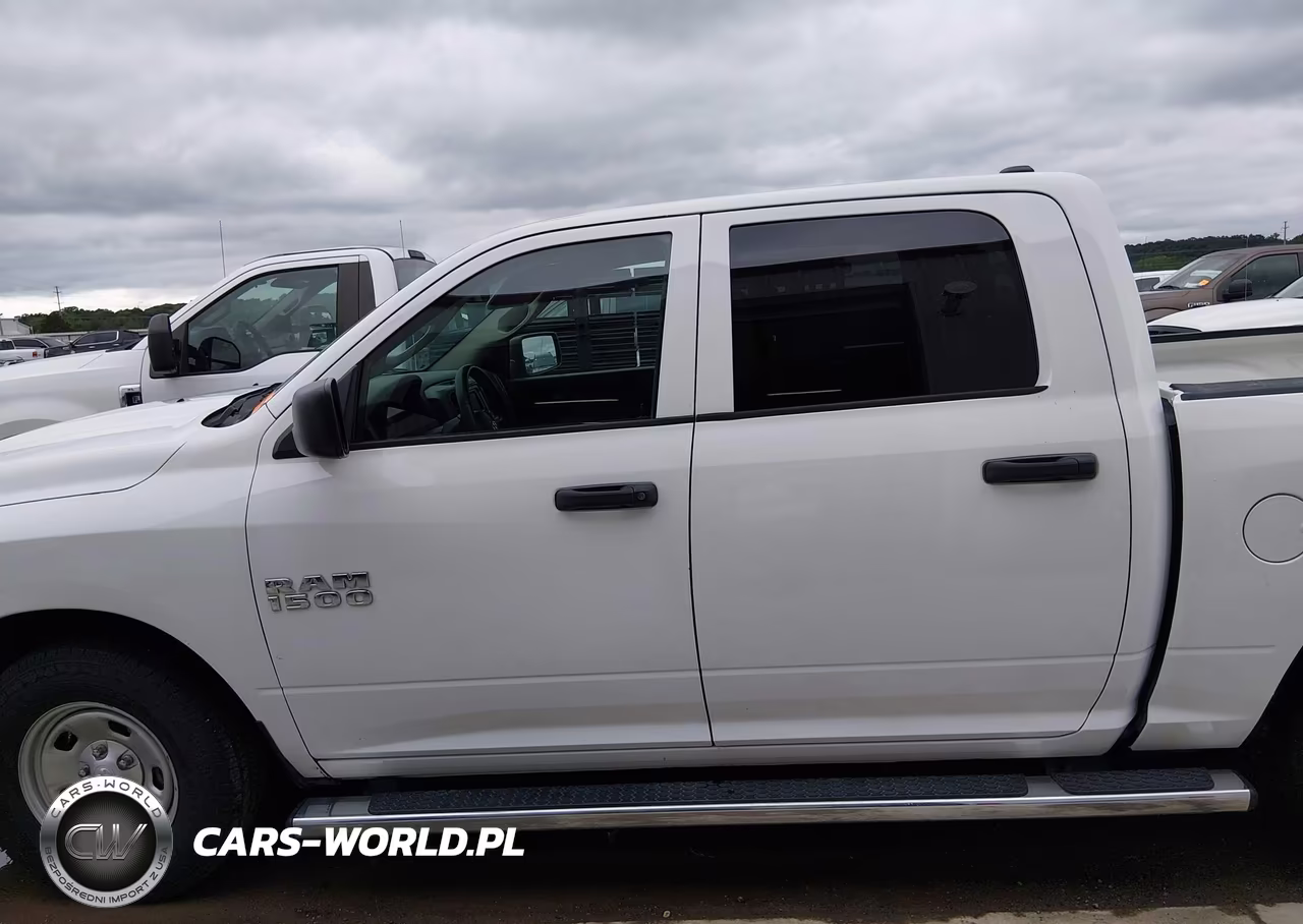 2018 Ram 1500 Tradesman 4X2 5'7 Box VIN:1C6RR6KG0JS298590 - 14