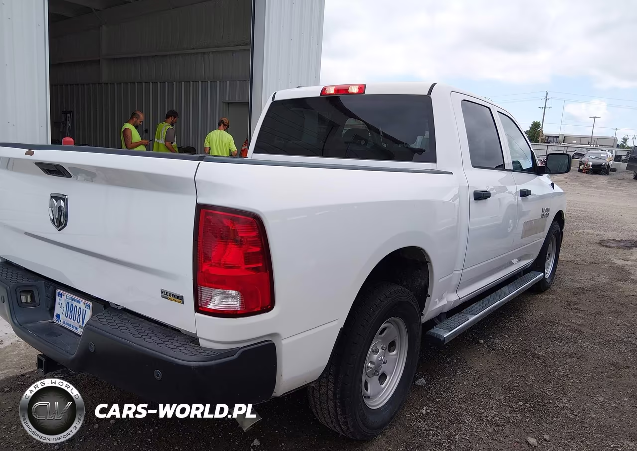 2018 Ram 1500 Tradesman 4X2 5'7 Box VIN:1C6RR6KG0JS298590 - 4