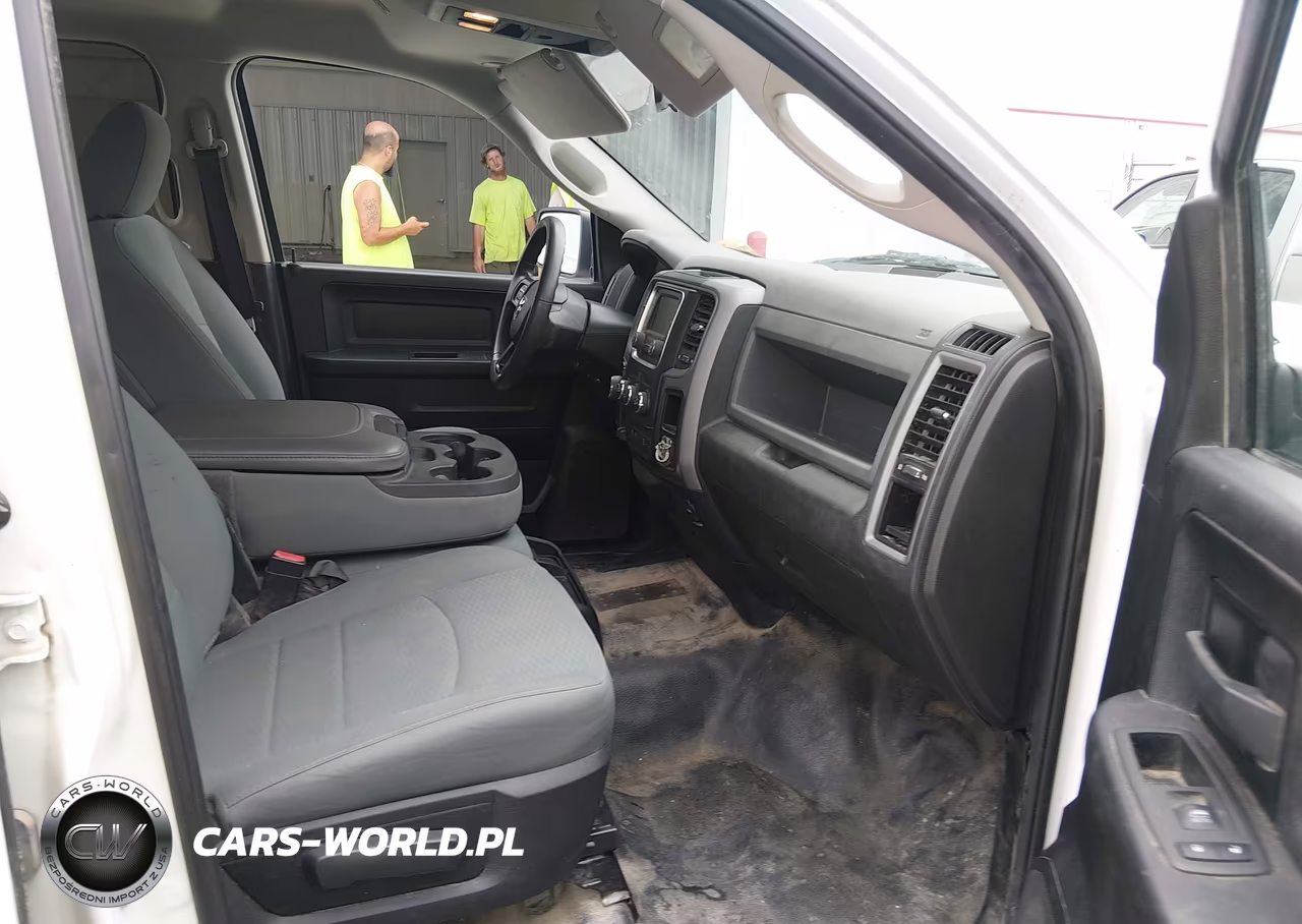 2018 Ram 1500 Tradesman 4X2 5'7 Box VIN:1C6RR6KG0JS298590 - 5