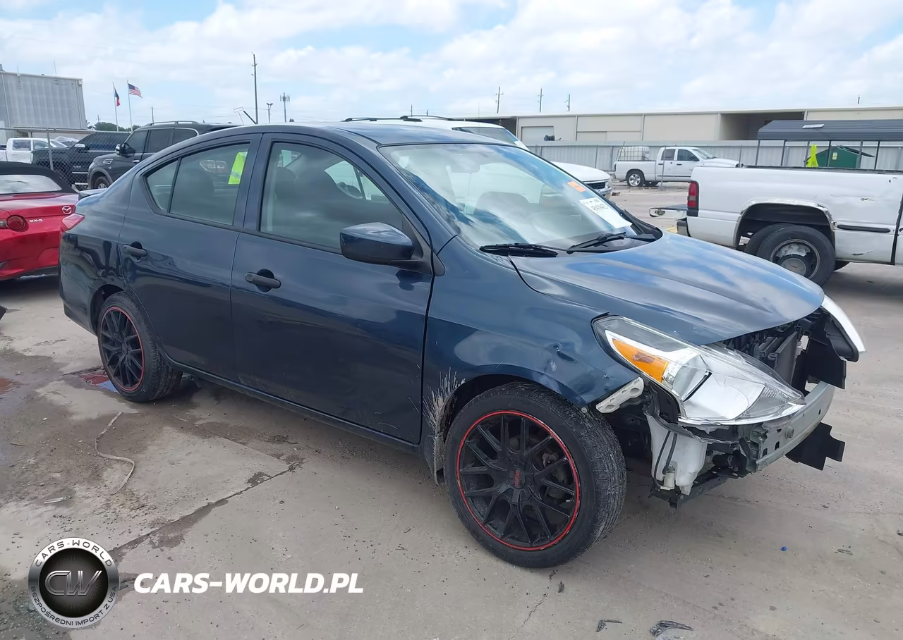 2016 Nissan Versa 1.6 S+ – zdjęcie 1 z 16