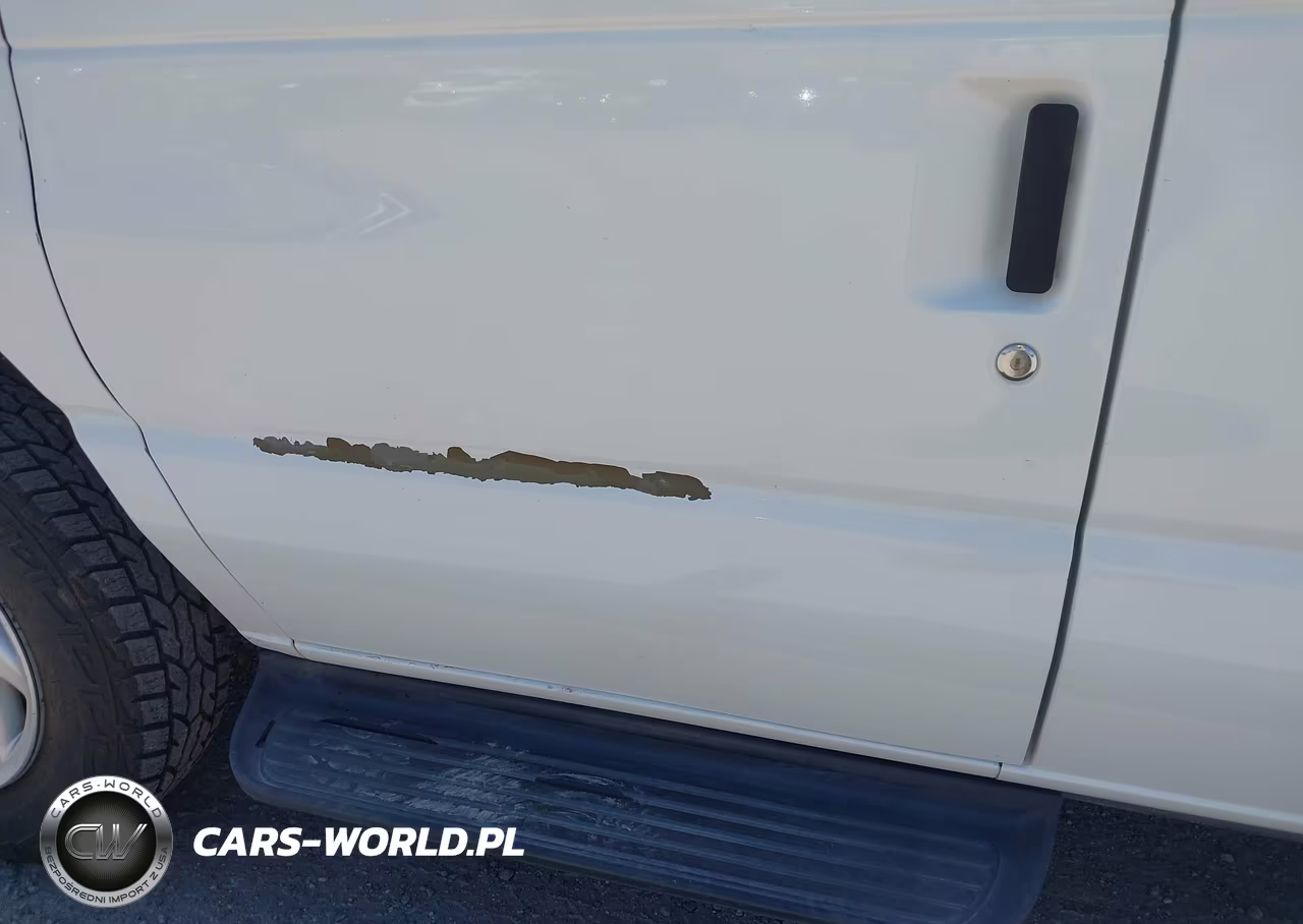 2011 Ford E-350 Super Duty Xl-Xlt VIN:1FBNE3BL3BDA36796 - 13