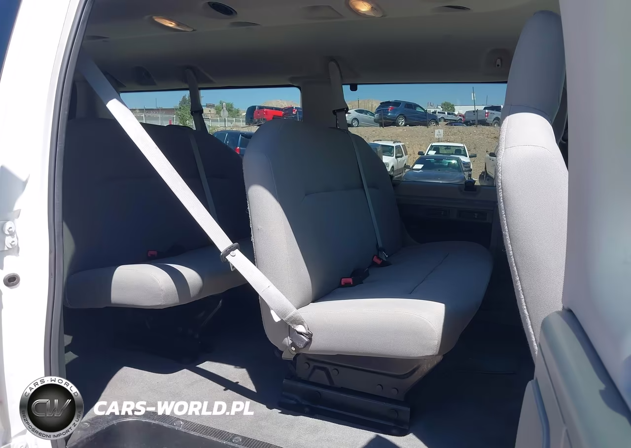 2011 Ford E-350 Super Duty Xl-Xlt VIN:1FBNE3BL3BDA36796 - 8