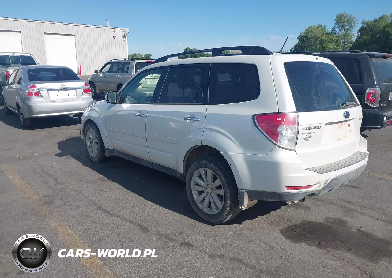 2011 Subaru Forester 2.5X Premium VIN:JF2SHBDC1BH746626 - 3