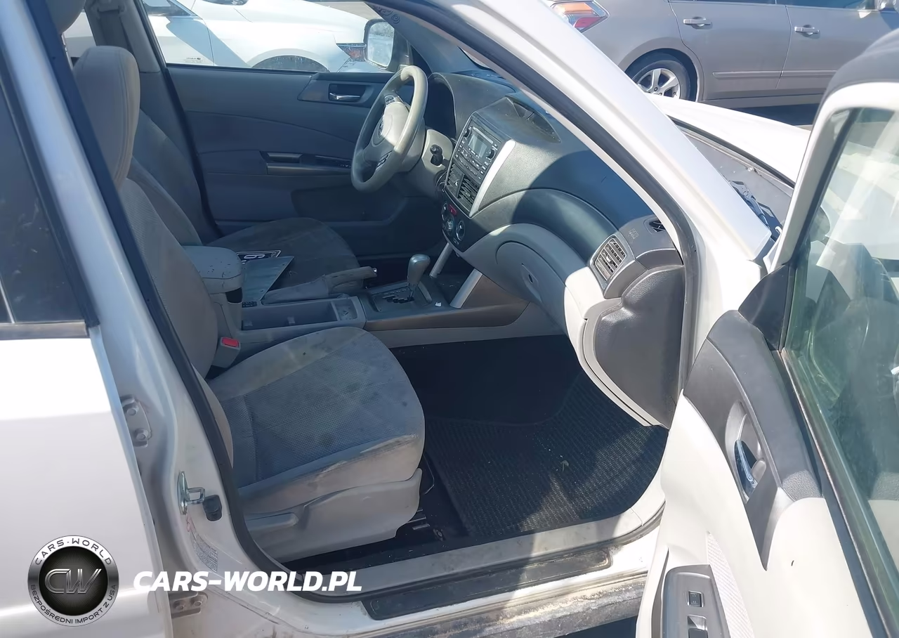 2011 Subaru Forester 2.5X Premium VIN:JF2SHBDC1BH746626 - 5