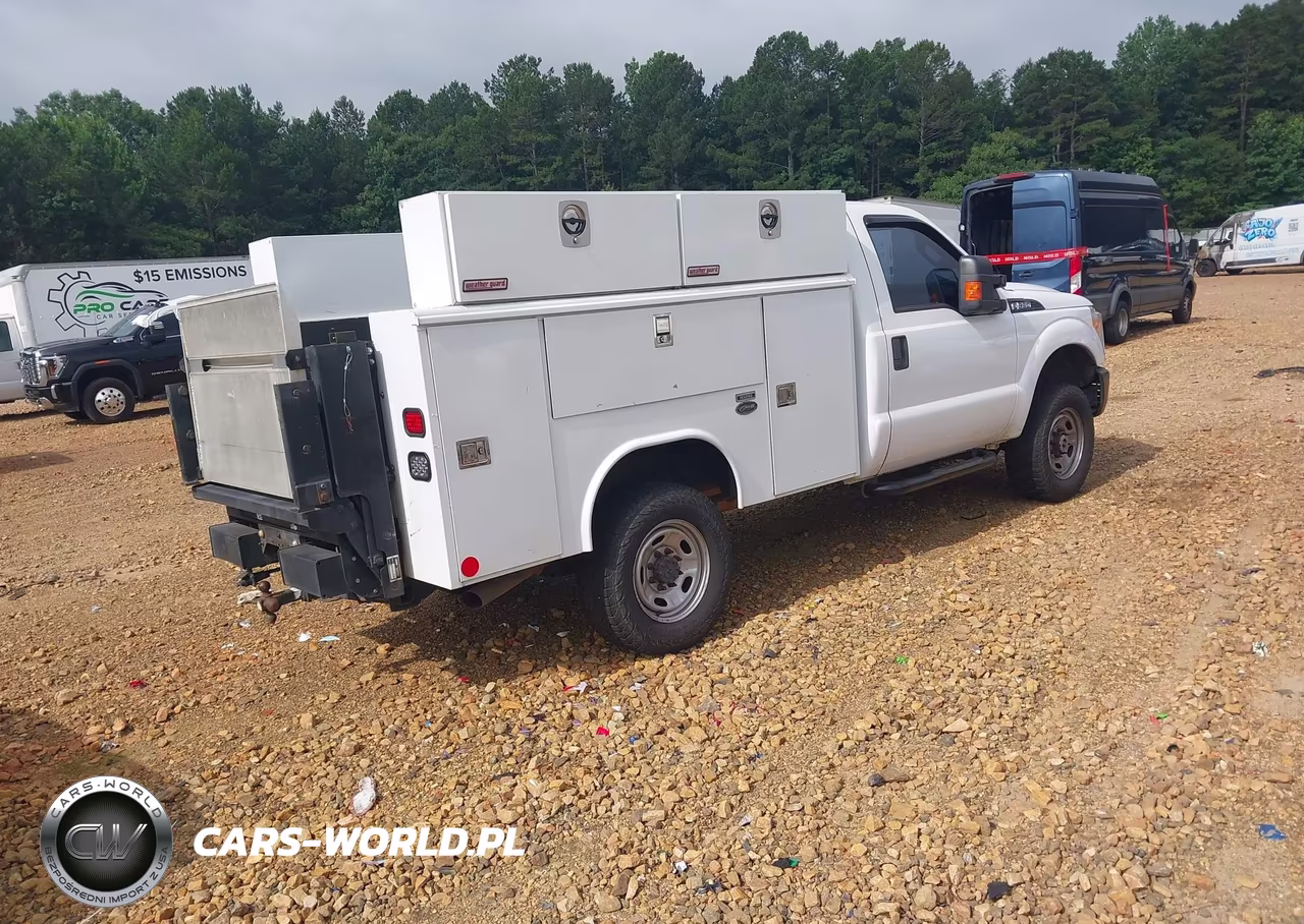 2016 Ford F-350 Xl-Xlt VIN:1FDRF3B63GEA38582 - 4