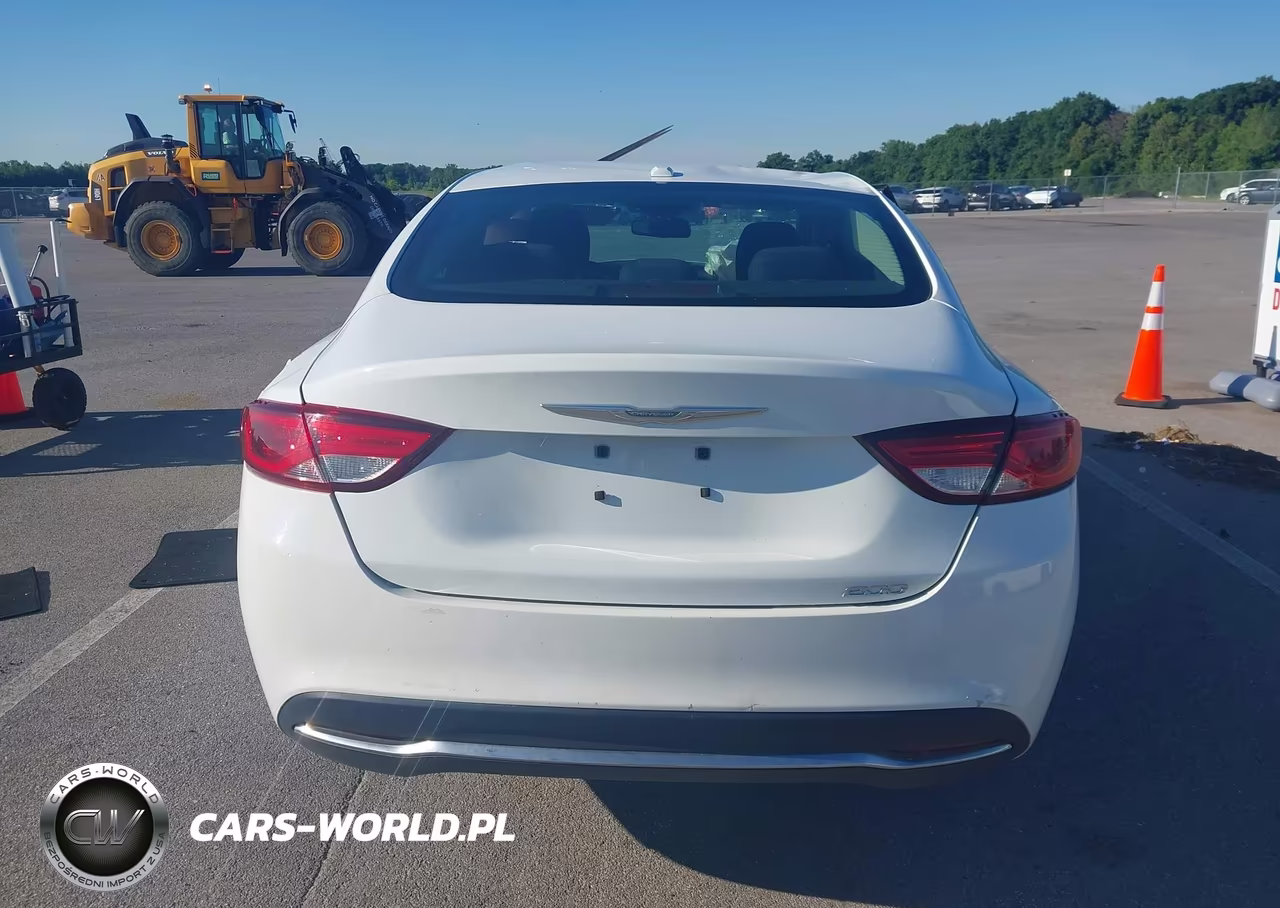 2015 Chrysler 200 Limited VIN:1C3CCCAB7FN585908 - 17
