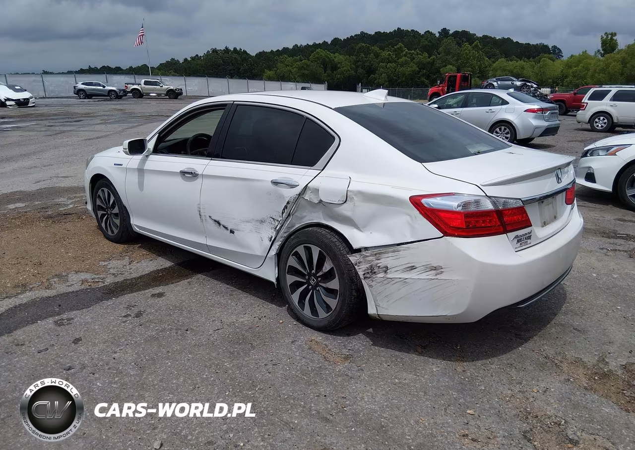 2015 Honda Accord Hybrid Ex-L VIN:1HGCR6F50FA008290 - 3