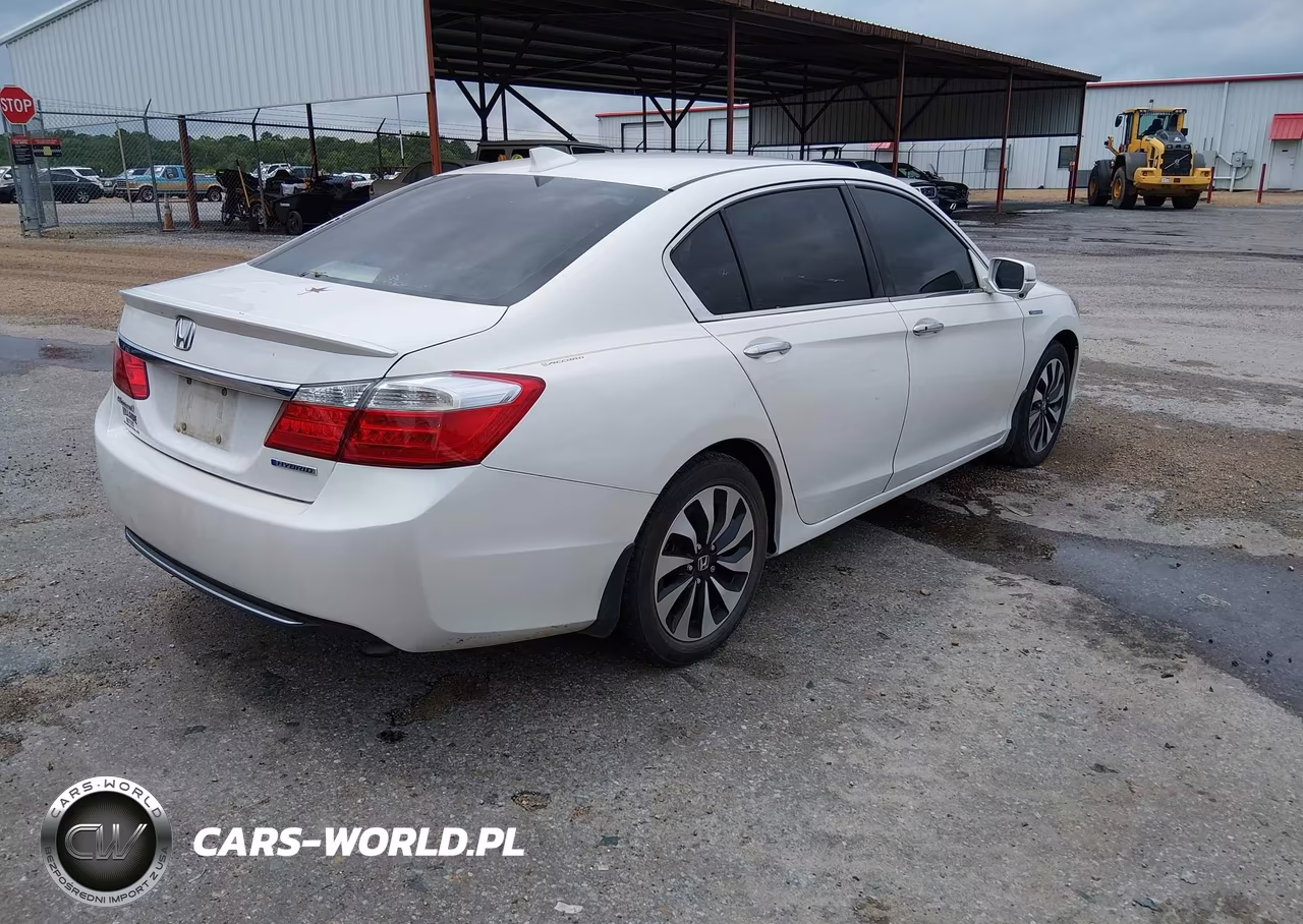 2015 Honda Accord Hybrid Ex-L VIN:1HGCR6F50FA008290 - 4