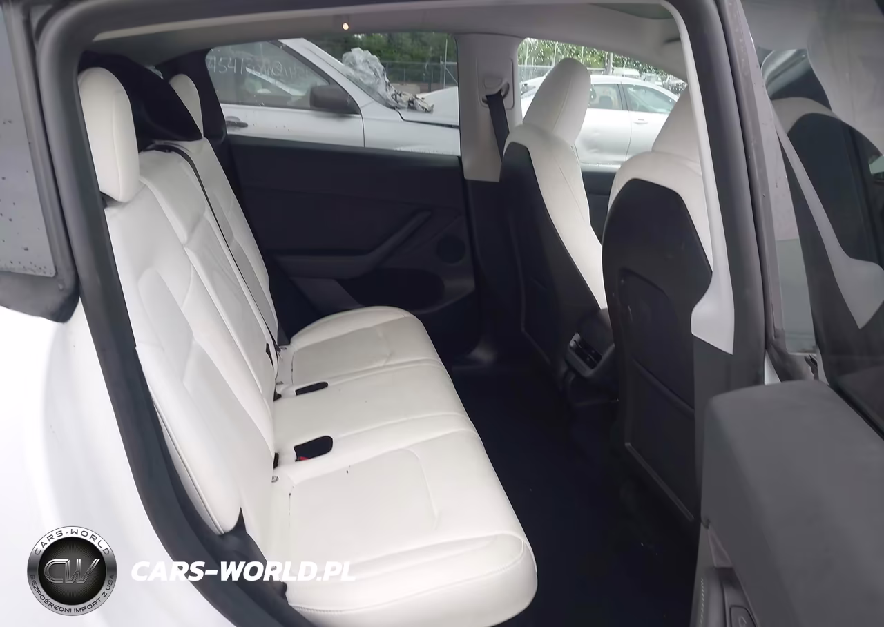 2024 Tesla Model Y Long Range Dual Motor All-Wheel Drive VIN:7SAYGDEE2RF186989 - 8
