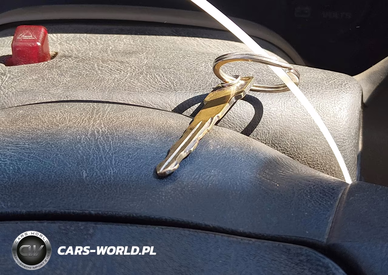 1999 Chevrolet Astro Passenger VIN:1GNDM19W6XB182733 - 11