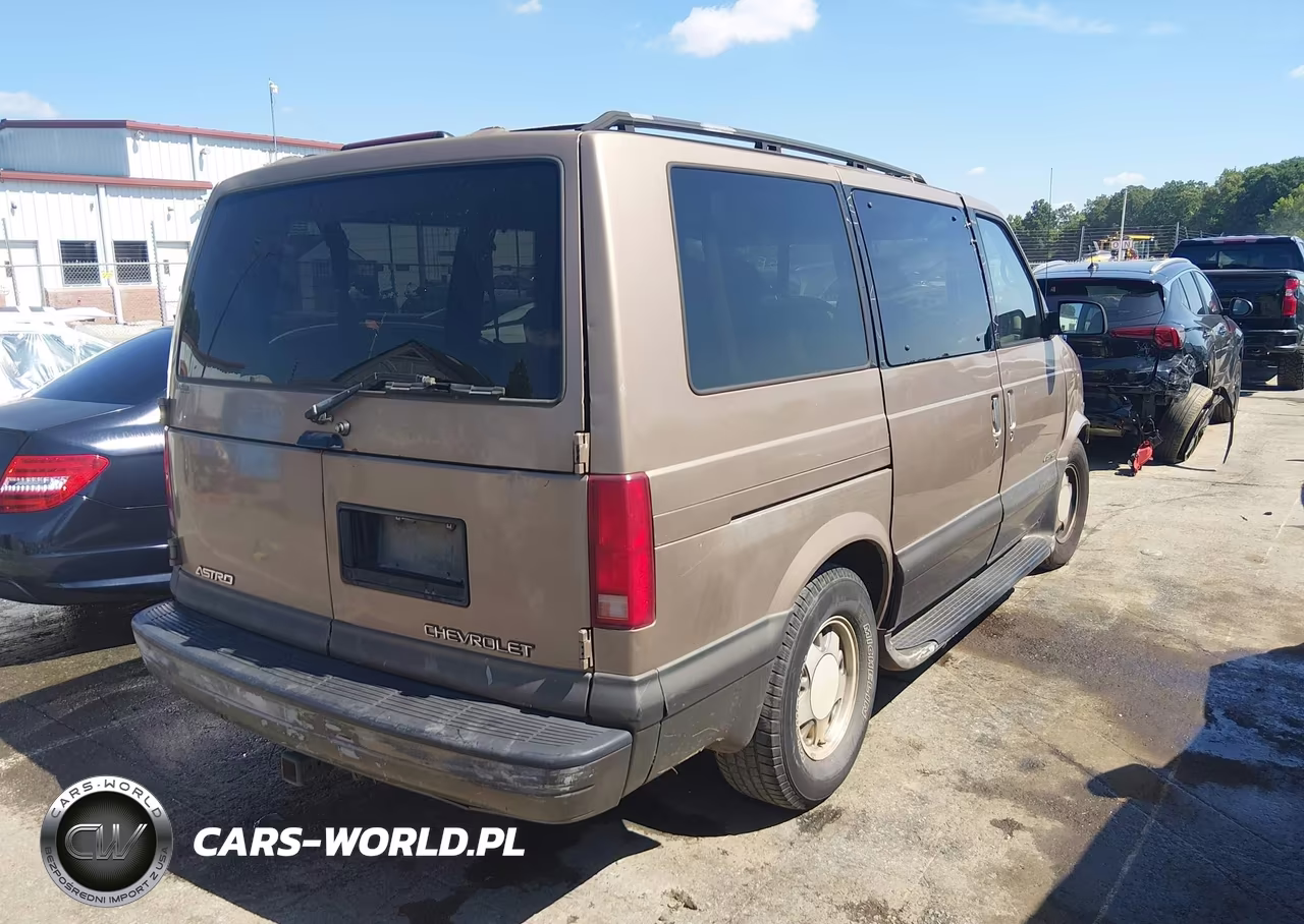 1999 Chevrolet Astro Passenger VIN:1GNDM19W6XB182733 - 4