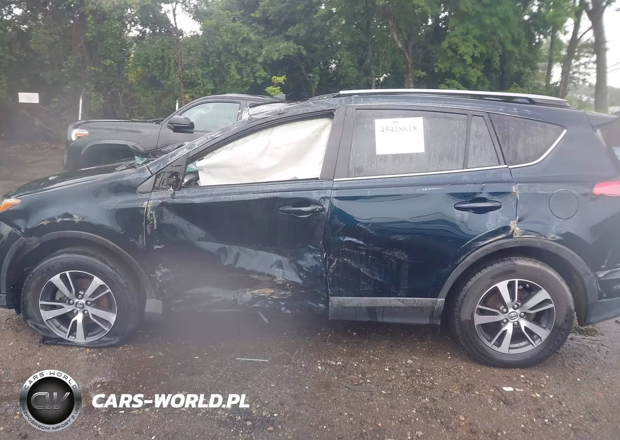 2018 Toyota Rav4 Xle VIN:JTMWFREV1JD123253 - 14